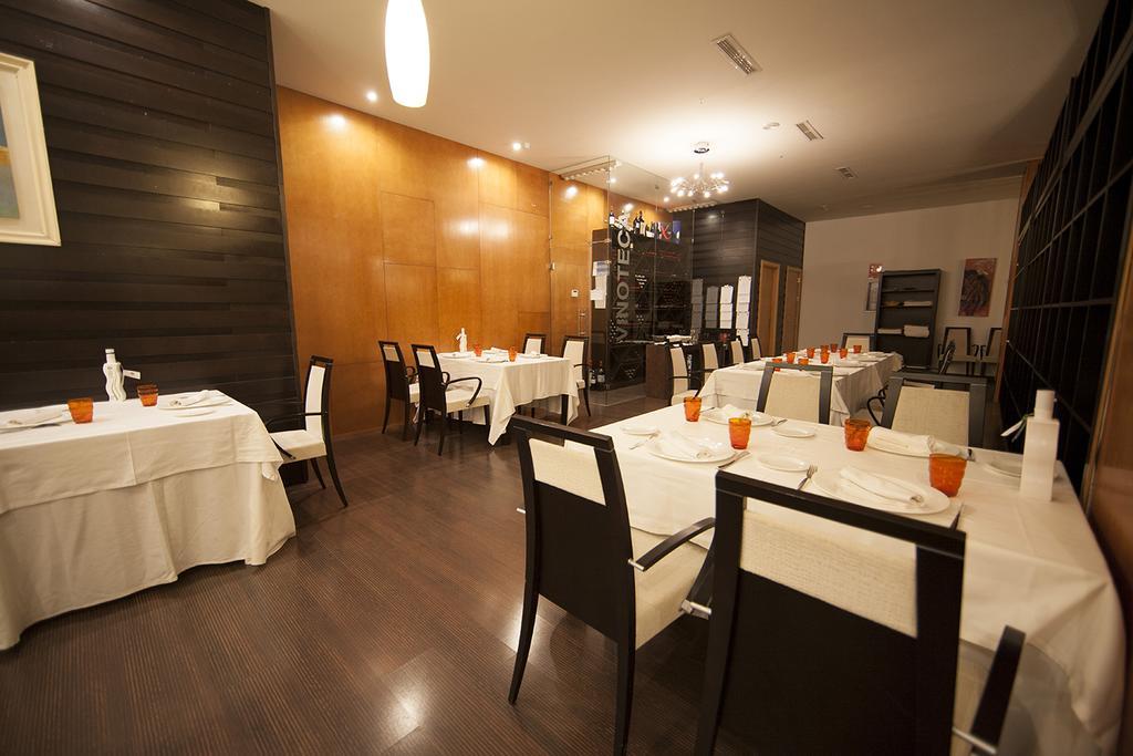 אלמנדראלחו Hotel Acosta Centro מראה חיצוני תמונה