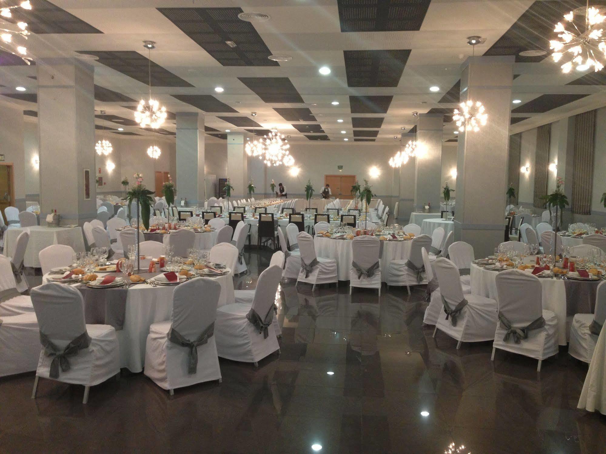 אלמנדראלחו Hotel Acosta Centro מראה חיצוני תמונה