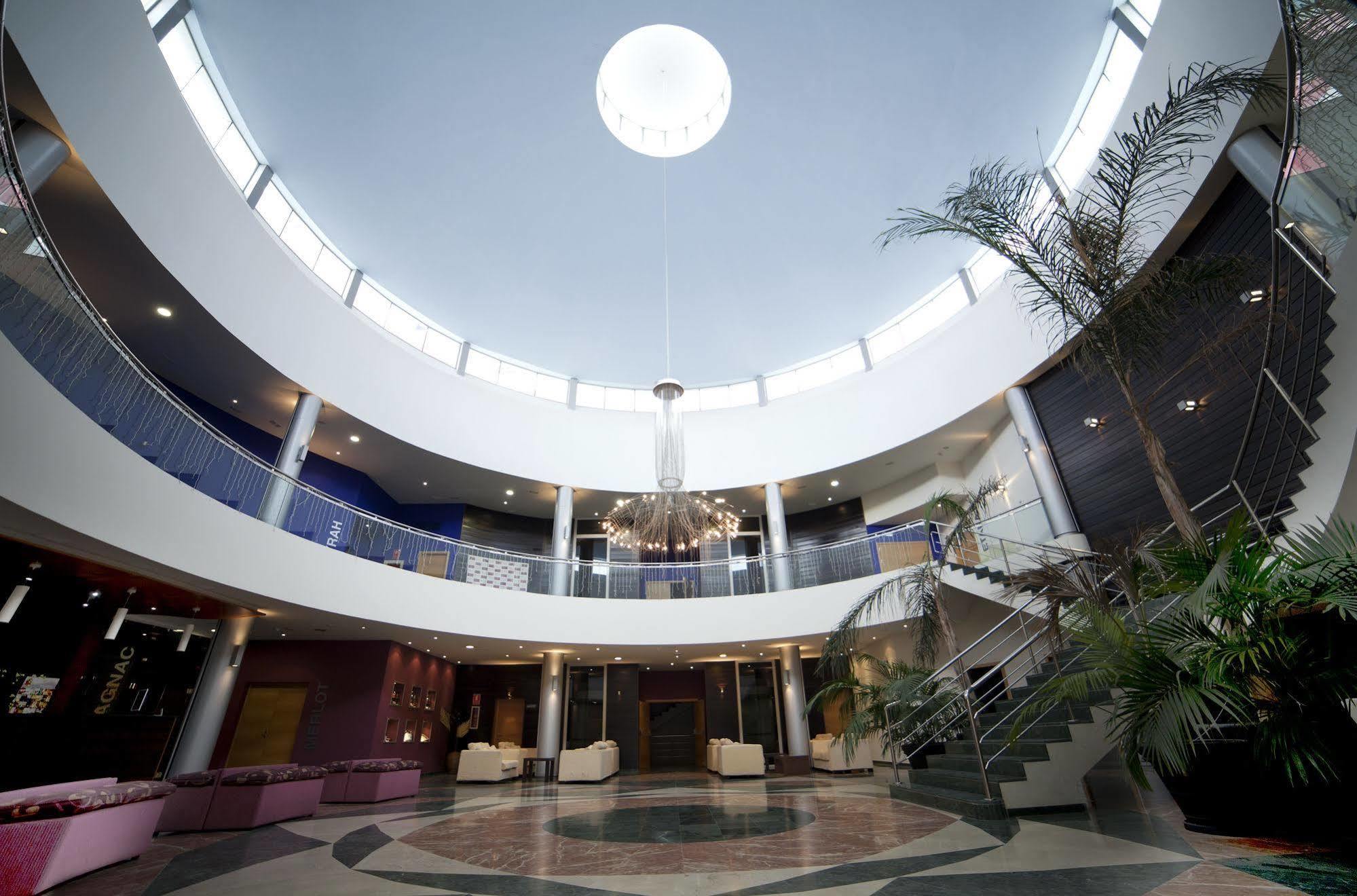 אלמנדראלחו Hotel Acosta Centro מראה חיצוני תמונה