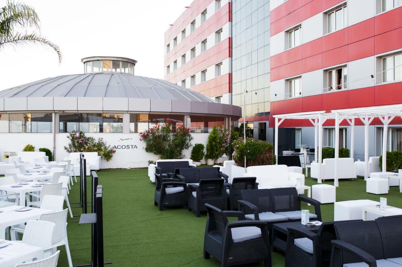 אלמנדראלחו Hotel Acosta Centro מראה חיצוני תמונה